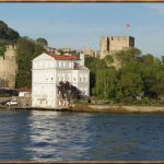 Le château fort de Anadolu Hisarı au Bosphore à Istanbul